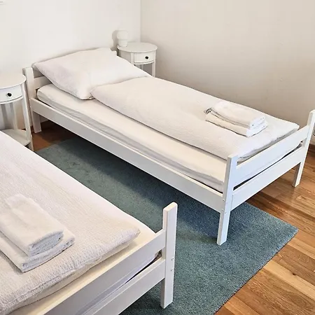 Sea Wolf - Sea View & Centre Apartment *